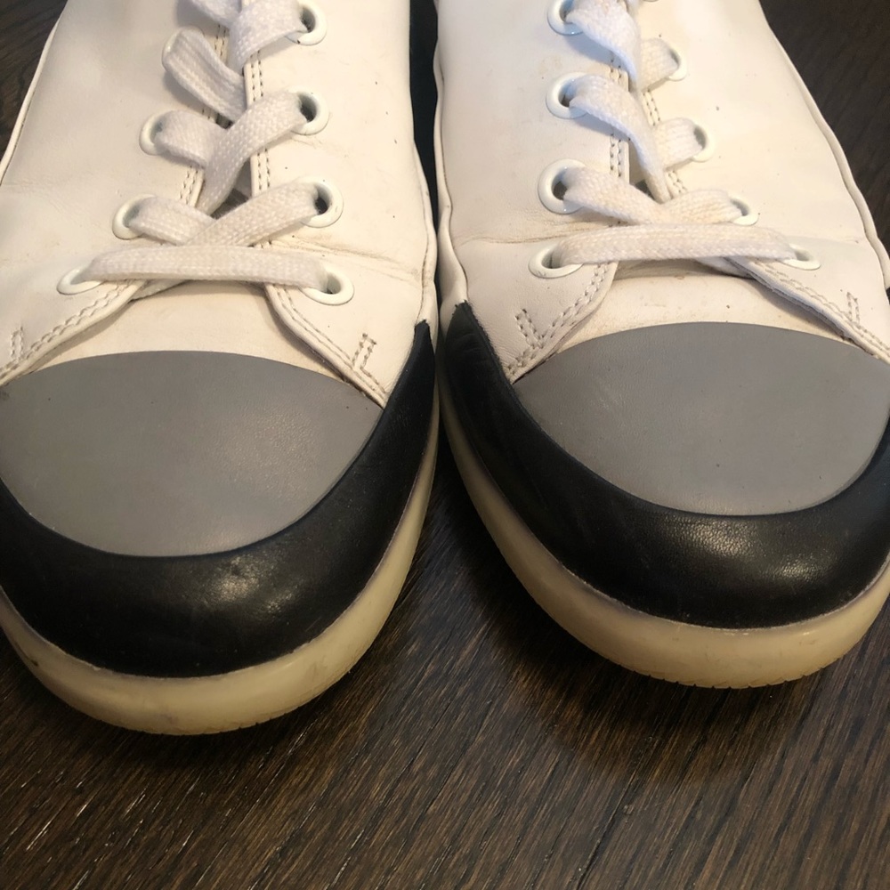 Prada leather sneakers 9.5 - Picture 7 of 12